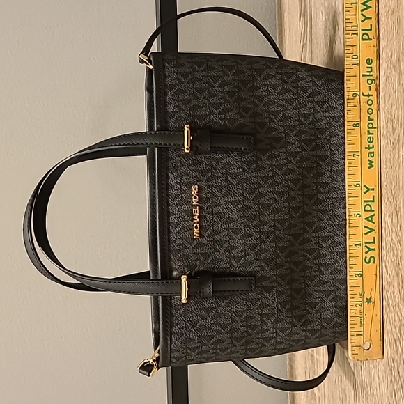 🌬️NWOT Michael Kors Jet Set Travel Extra-Small Logo Top-Zip Tote Bag in Black - Picture 13 of 17